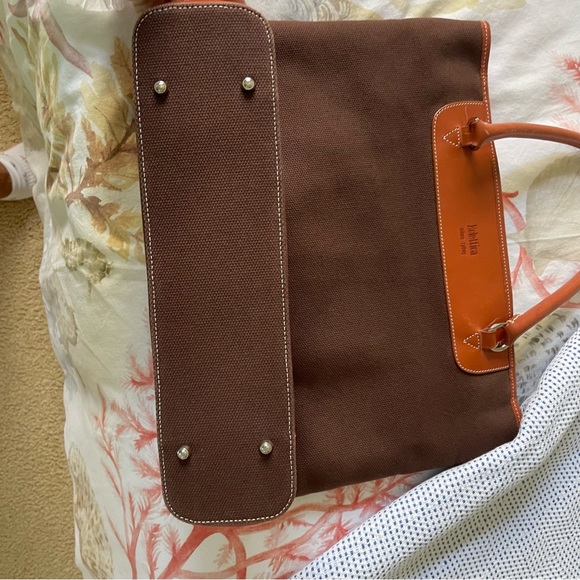 ECLETTICA tote.  Great stitching in handles.  Fits laptop.  Used once. - Picture 5 of 14